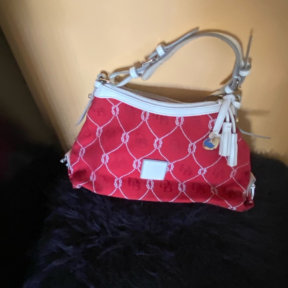 Dooney & Bourke purse